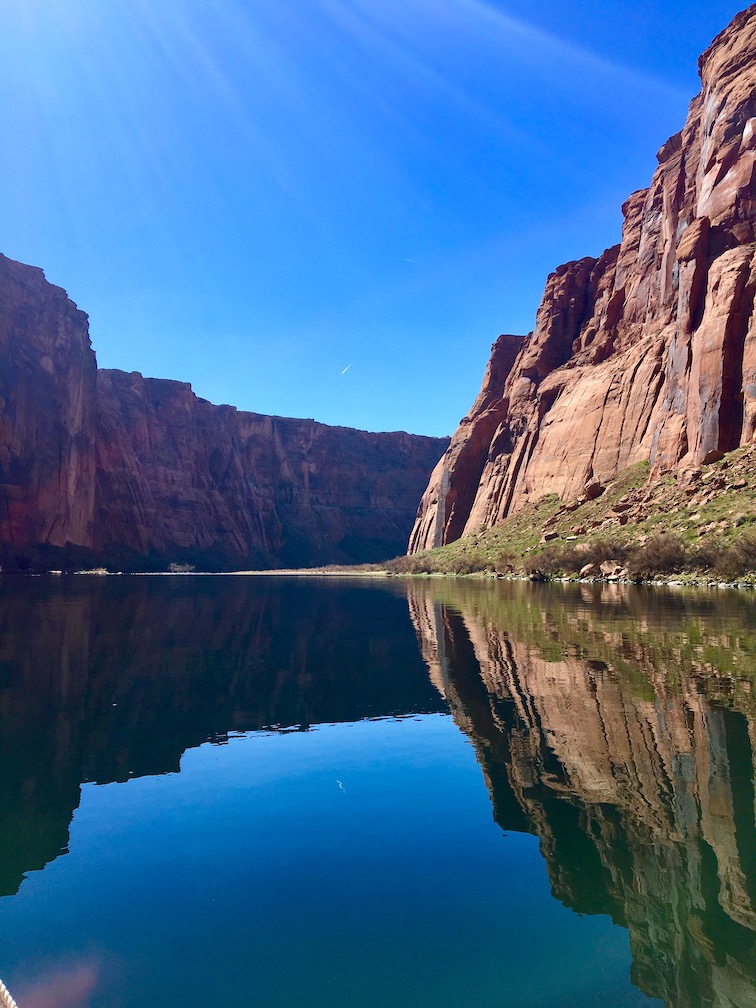 Glen Canyon Dam Rafting smooth water