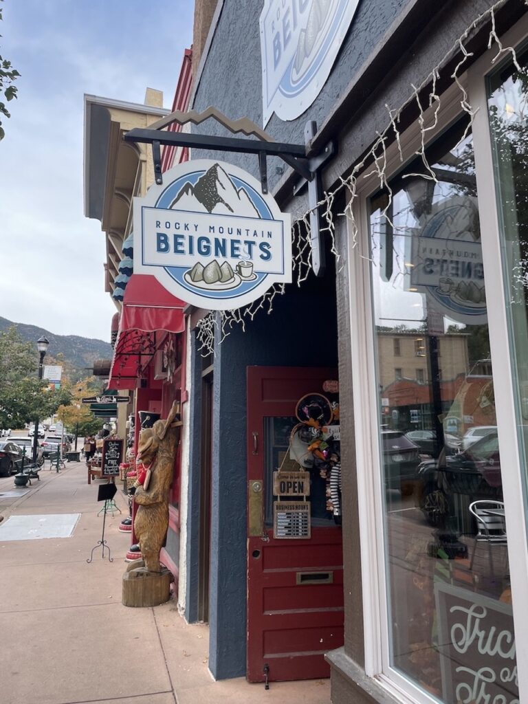 Beignet shop in Manitou Springs Colorado
